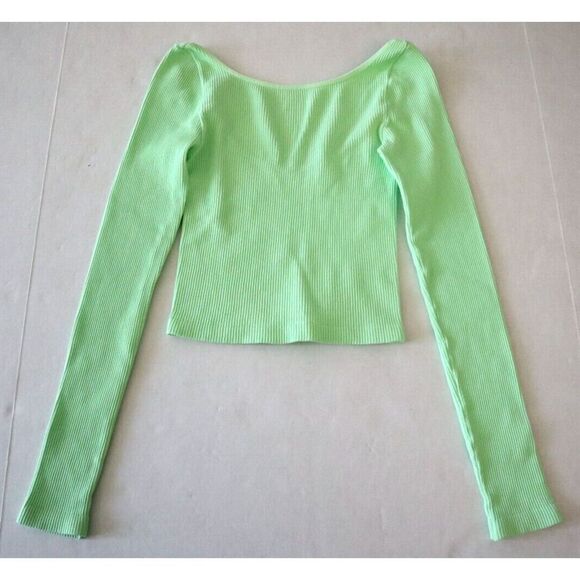 Intimately x Free People Women Sz XS Green Long Sleeve Ribbed Crop Top Shirt - Picture 2 of 4